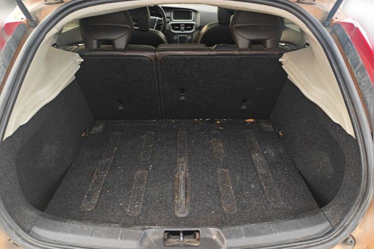 Used Volvo V40 2014 2.0T Zhiya Edition