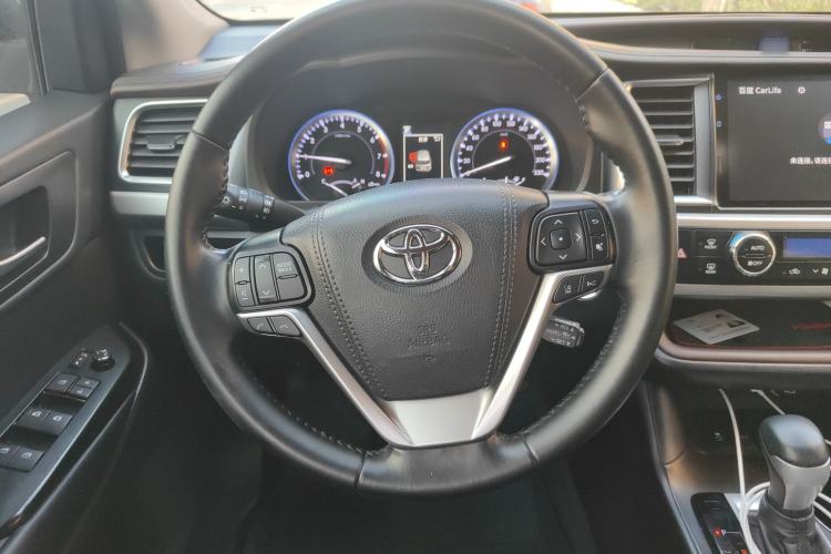 Used Toyota Highlander 2018 2.0T Four-Wheel Drive Prestige Version 7 Seats China V Emission Standard
