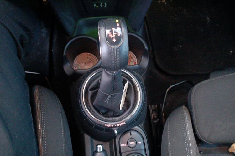 Used  MINI 2016 1.5T COOPER Five-Door Edition
