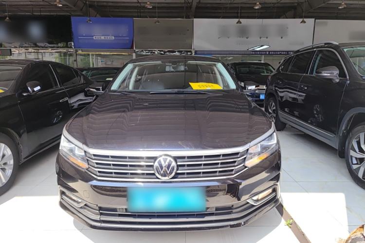 Used Volkswagen Passat 2017 280TSI DSG Luxury Edition
