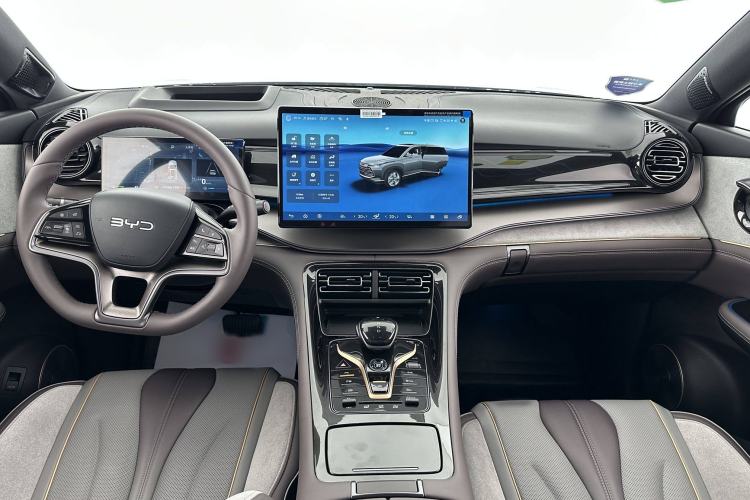 Used BYD Frigate 07 2024 Honor Edition DM-p 175KM All-Wheel-Drive Flagship Model
