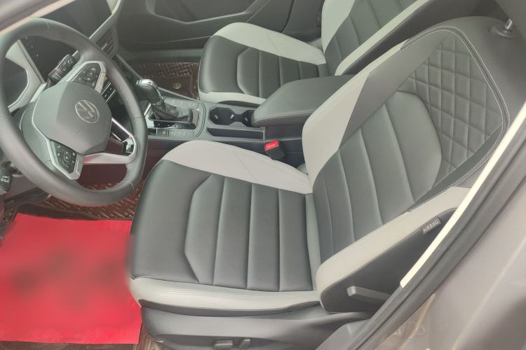 Used Volkswagen Bora 2023 300TSI DSG Prestige Edition
