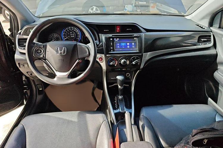 Used Honda Crider 2015 1.8L Automatic Luxury Edition
