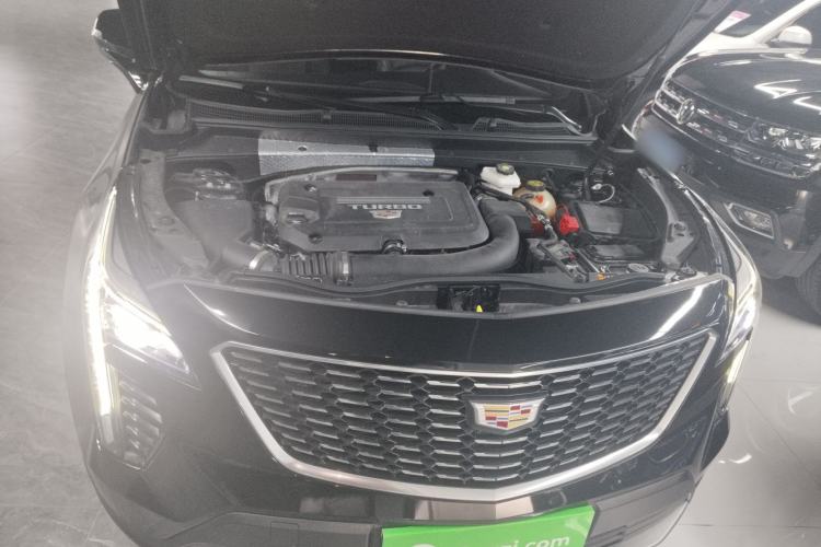 Used Cadillac XT4 2022 28T Two-Wheel-Drive Luxury Version
