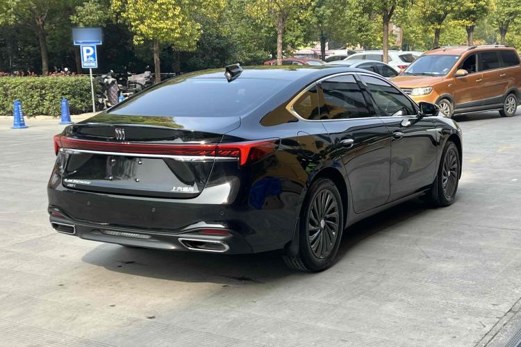 Used Buick LaCrosse 2025 28T Platinum Edition
