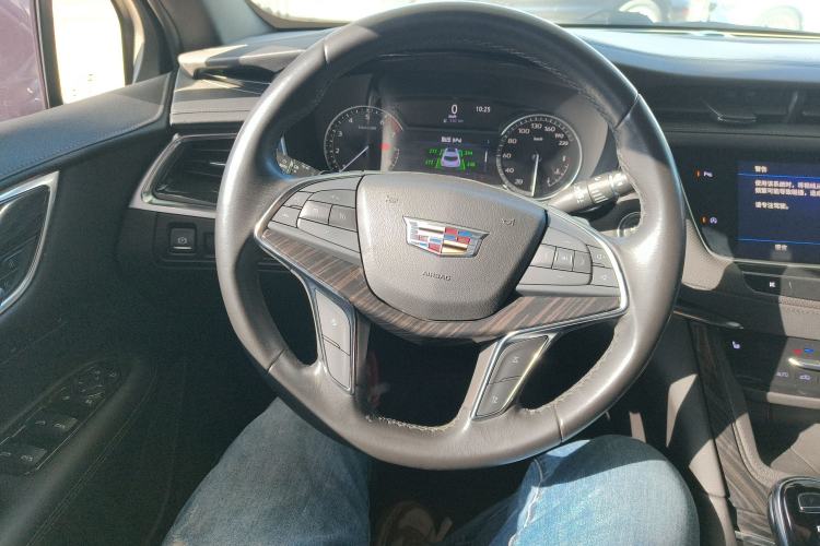 Used Cadillac XT5 2021 2.0T Two-Wheel Drive Luxury Version
