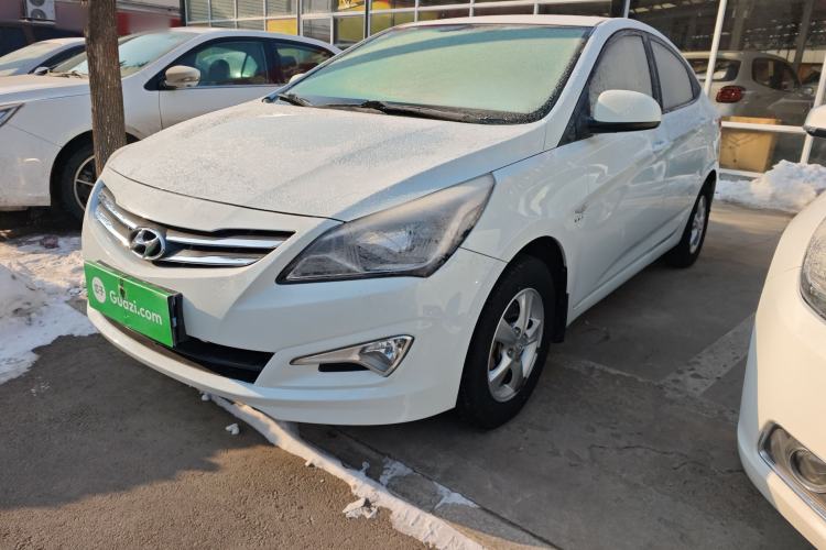Used Hyundai Verna 2014 1.4L Manual Smart GLS Trim
