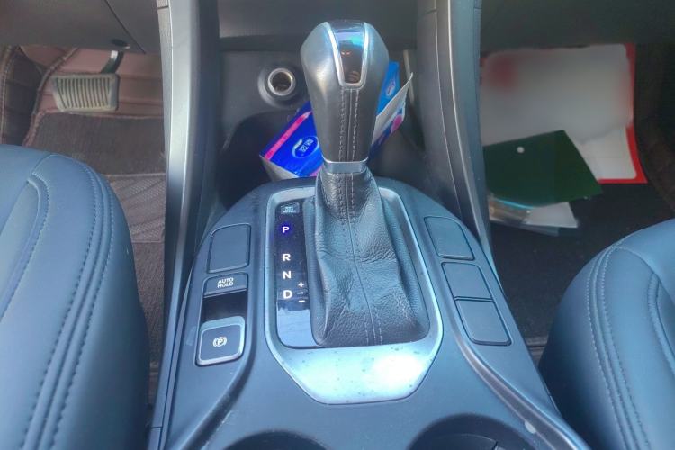 Used Hyundai Santa Fe 2013 2.4L Automatic 4x4 Smart Version
