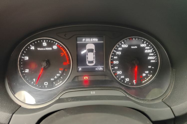 Used Audi A3 2014 Limousine 35 TFSI Automatic Comfort Model
