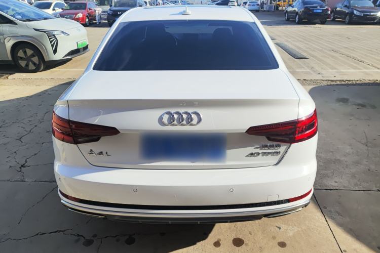 Used Audi A4L 2019 40 TFSI Fashion Edition China VI Emission Standard
