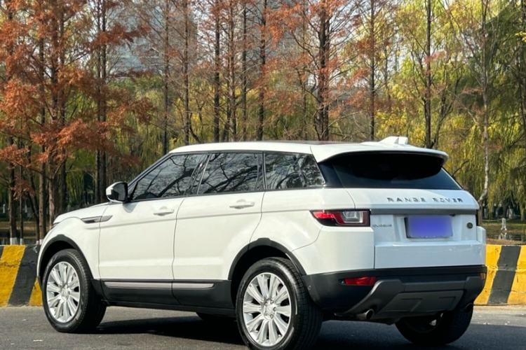 Used Land Rover Range Rover Evoque 2018 240 PS SE Smart Brilliance Edition
