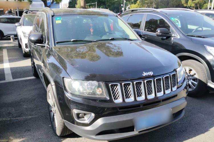 Used  Compass 2014 2.4L four-wheel drive luxury navigation version
