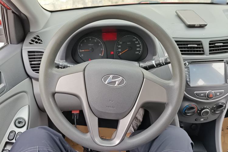 Used Hyundai Verna 2014 1.4L Automatic Smart GLS
