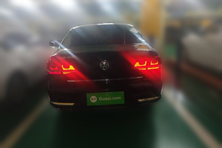 Used Volkswagen Magotan 2015 1.8TSI Prestige Model
