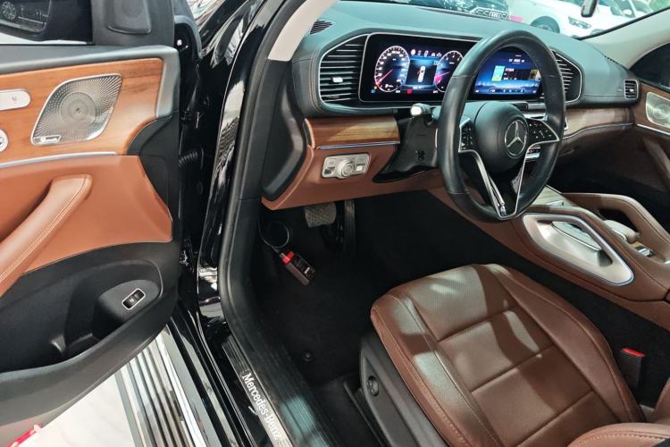 Used Mercedes-Benz GLE 2024 GLE 450 4MATIC Stylish Model
