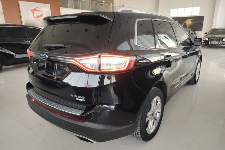 Used Ford Edge 2018 EcoBoost 245 Four-Wheel Drive Titanium 7-Seater
