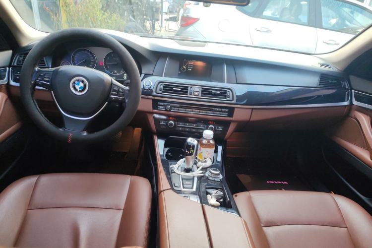 Used BMW 5 Series 2017 520Li Elegant Edition
