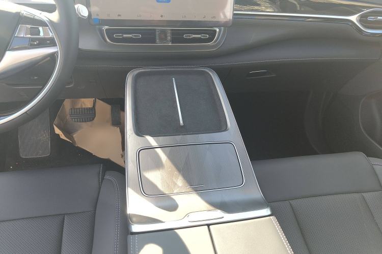 Used AION V 2024 Plus 70 Star Edition Lithium Iron Phosphate