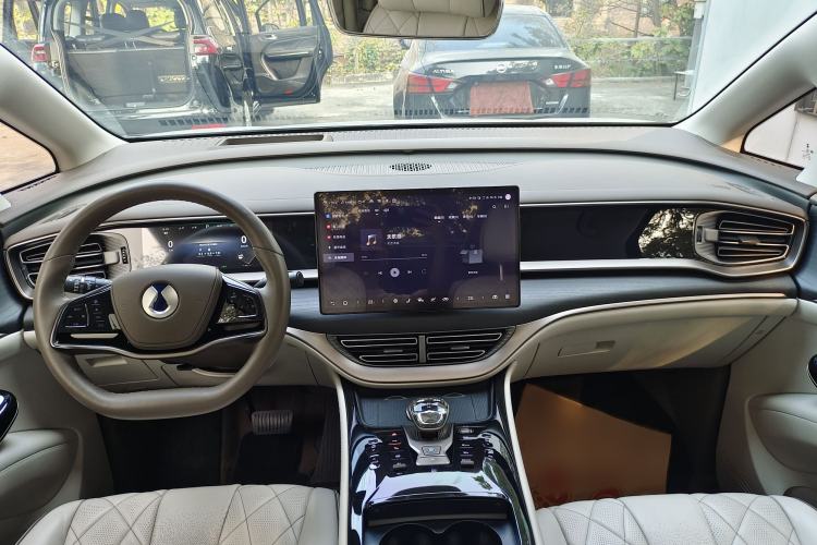 Used Denza D9 2022 DM-i 970 Four-Wheel Drive Prestige Model