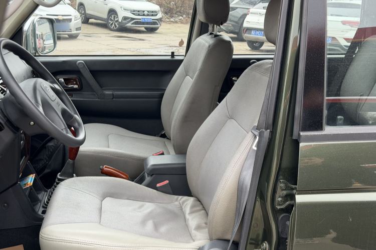 Used Leopaard Heijingang 2013 2.2L Manual Two-Wheel Drive Standard Version
