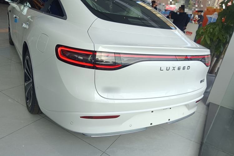 Used Hima Luxeed S7 2024 Pro Model
