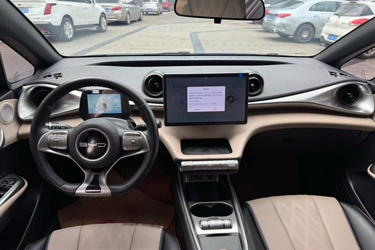 Used BYD Dolphin 2023 420 km Free Version
