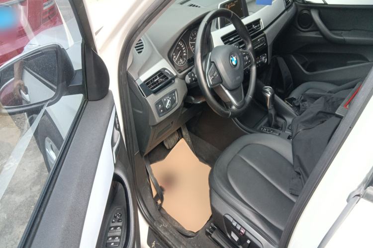 Used BMW X1 2016 sDrive18Li Premium Edition
