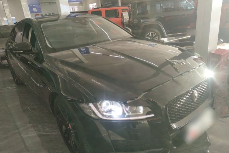 Used Jaguar XFL 2020 XFL 2.0T P200 Two-Wheel-Drive Rally Flag Edition
