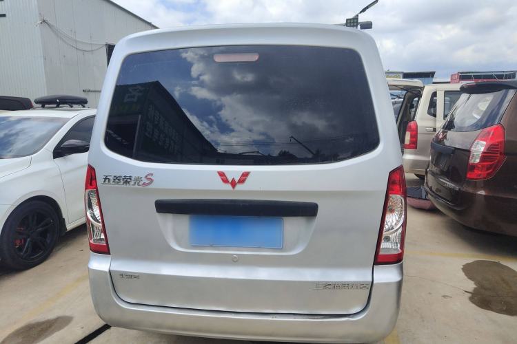 Used Wuling Rongguang 2015 1.2L S Base Model CNG
