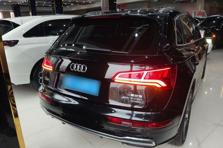 Used Audi Q5L 2020 Updated 40 TFSI Prestige Fashion Edition
