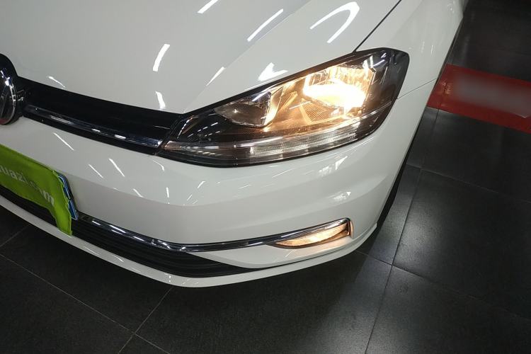 Used Volkswagen Golf 2018 230TSI Automatic Comfort Model
