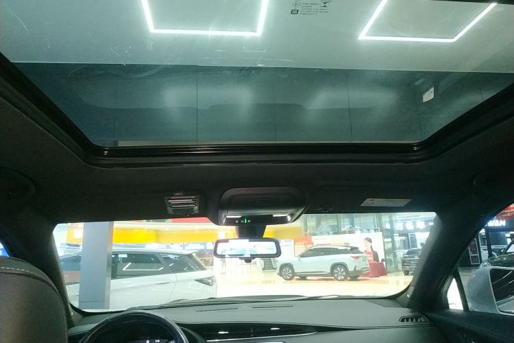 Used Cadillac XT4 2018 28T Two-Wheel Drive Leading Version
