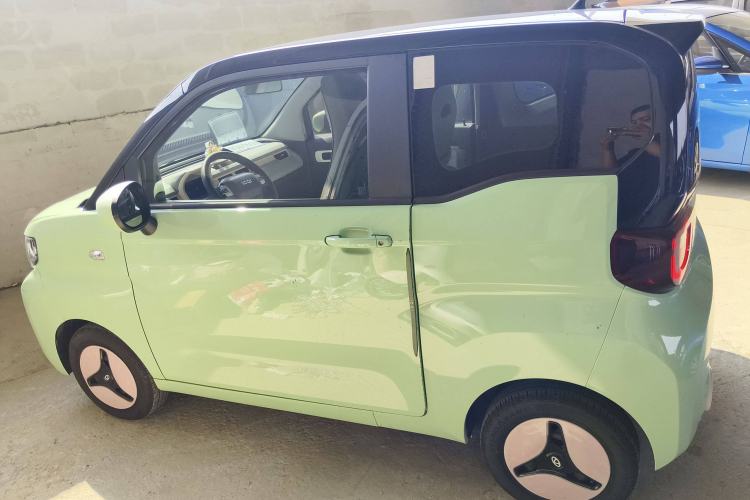 Used Chery QQ Ice Cream 2022 170km Sundae Phosphate Lithium-Ion
