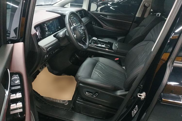 Used GAC Trumpchi M8 2024 Master Series 400T Prestige Edition
