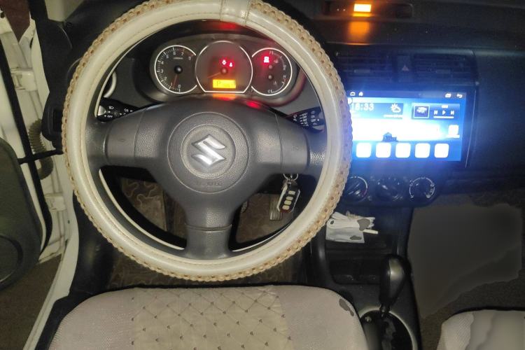 Used Suzuki Swift 2013 1.5L Automatic Standard Edition
