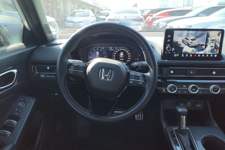 Used Honda Civic 2022 240TURBO CVT Dynamic Edition
