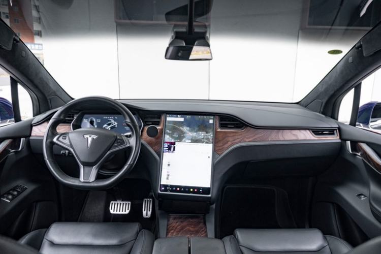 Used Tesla Model X 2019 Long-Range Version
