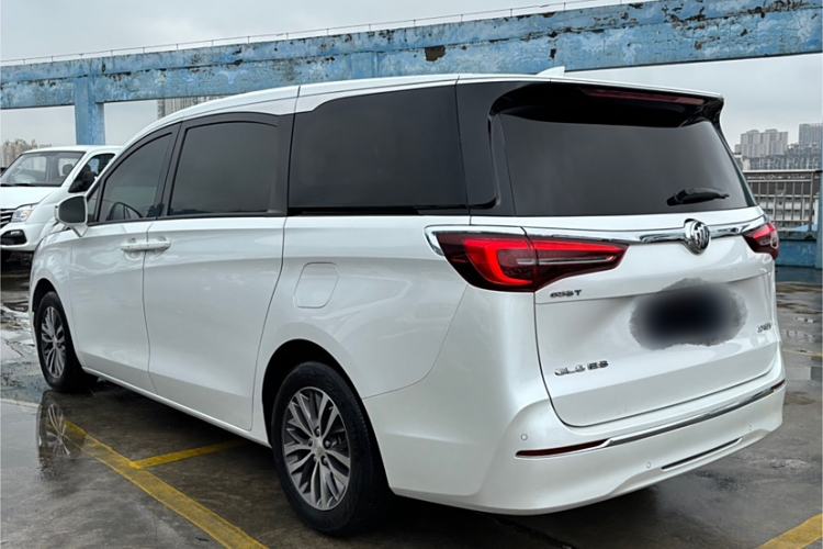 Used Buick GL8 2022 ES Landtrek 653T Comfort Edition
