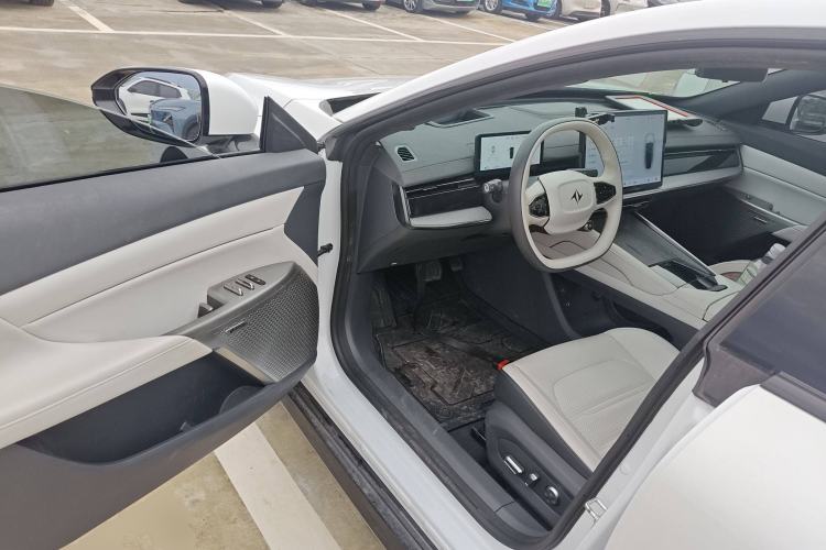 Used  eπ007 2024 530 Pro Version
