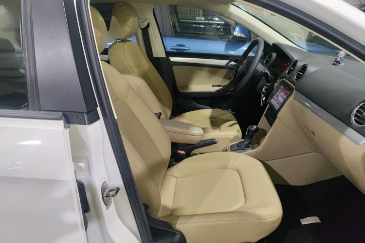 Used Volkswagen Jetta 2015 1.6L Automatic Comfort Model
