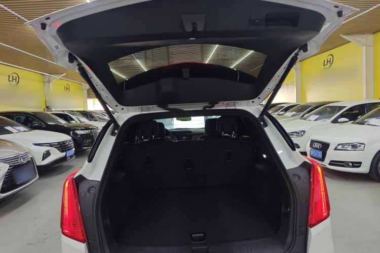 Used Cadillac XT5 2018 28E Four-Wheel Drive Tech Version
