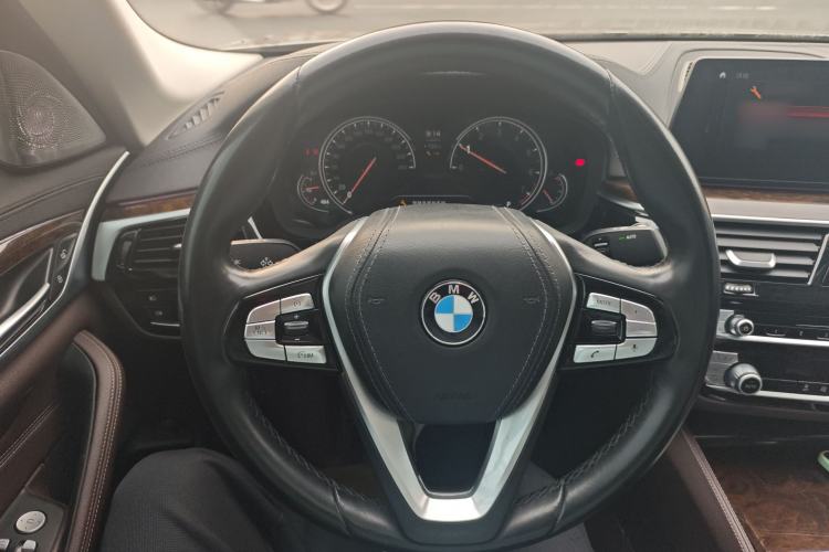 Used BMW 5 Series 2018 525Li Luxury Package