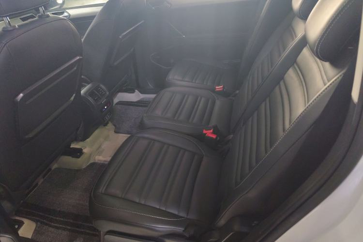 Used Volkswagen Touran 2018 Volkswagen Touran L 280TSI DSG Comfort Edition 7 Seats China VI Standard
