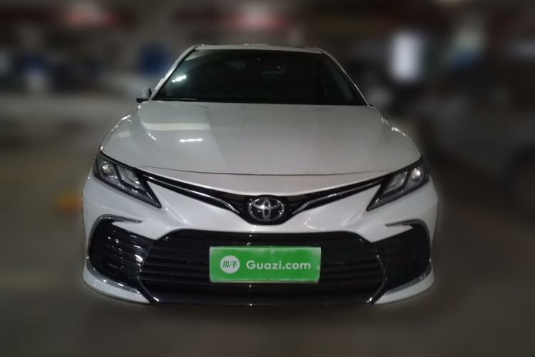 Used Toyota Camry 2021 2.0G Luxury Edition
