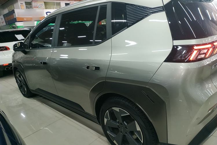 Used AION Y 2022 70 Intelligent Edition Lithium Iron Phosphate
