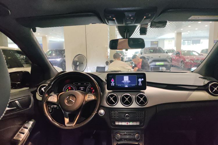 Used Mercedes-Benz B-Class 2015 B 200 Sport Edition
