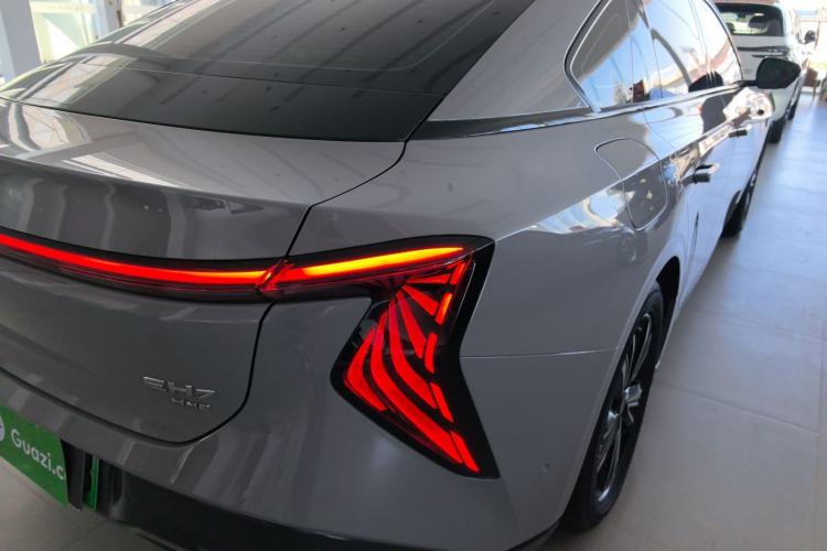 Used Hongqi EH7 2024 820 Pro