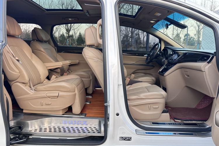 Used Buick GL8 2018 ES 28T Luxury Model China VI Standard
