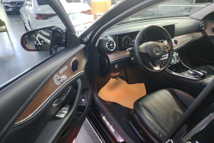 Used Mercedes-Benz E-Class 2016 E 300 L Stylish Model