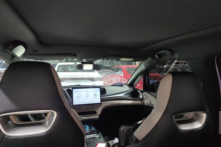 Used BYD Dolphin 2023 420 km Free Version
